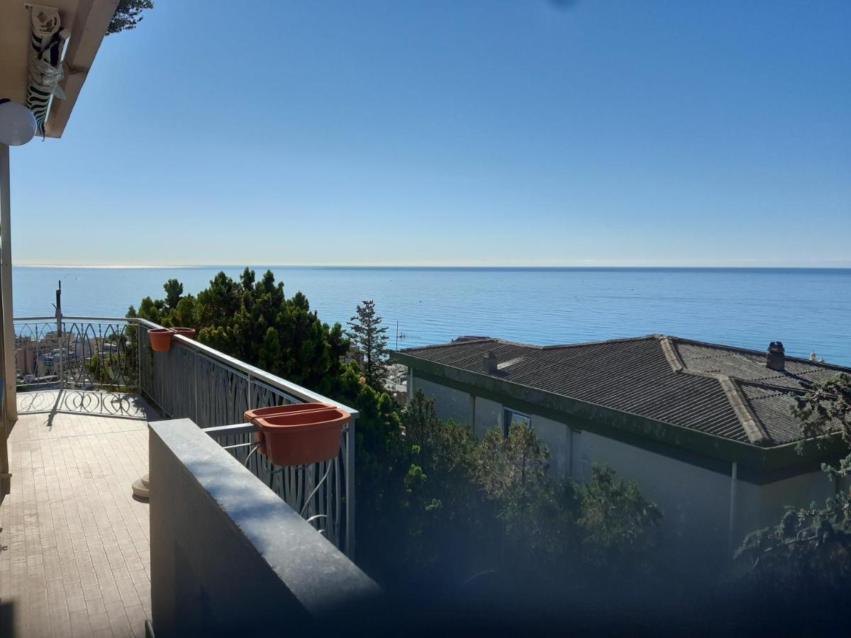 Bressa De Ma Affittacamere, Room & Breakfast Pietra Ligure Buitenkant foto