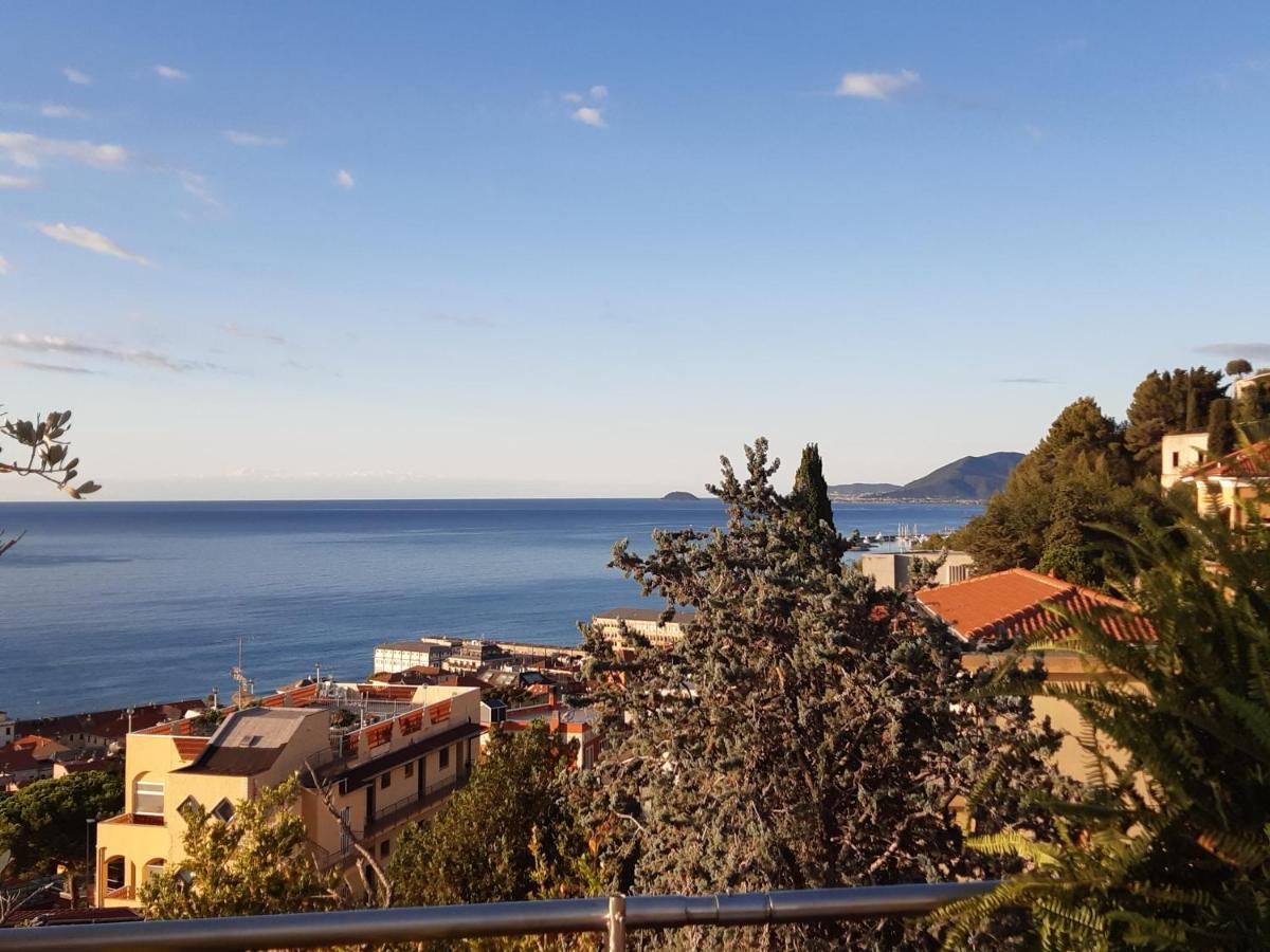 Bressa De Ma Affittacamere, Room & Breakfast Pietra Ligure Buitenkant foto