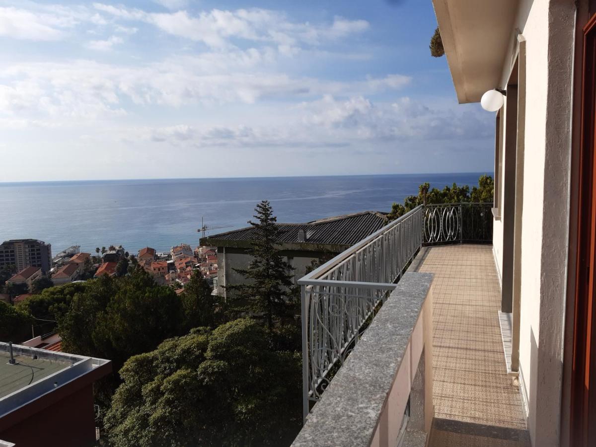 Bressa De Ma Affittacamere, Room & Breakfast Pietra Ligure Buitenkant foto