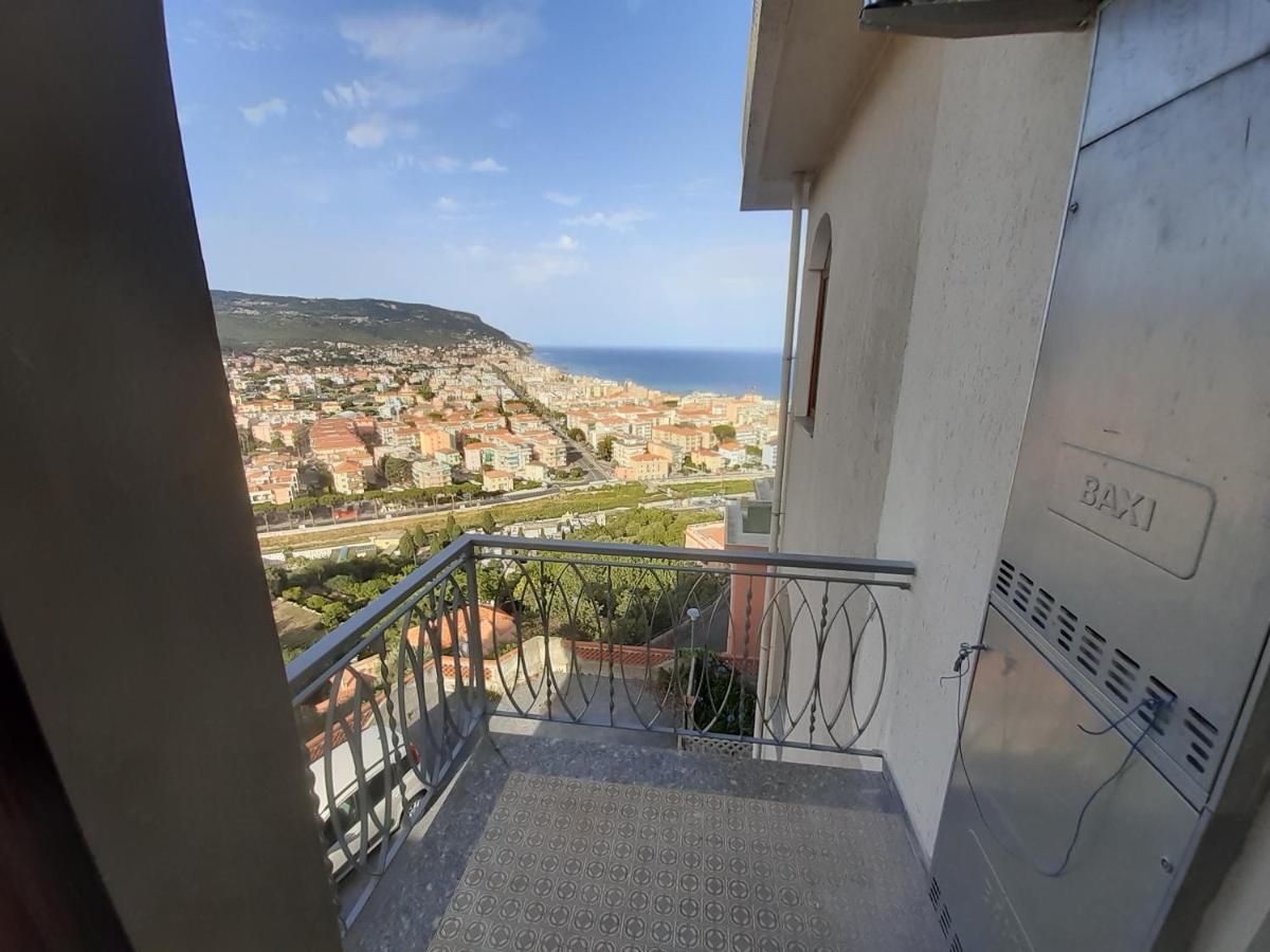 Bressa De Ma Affittacamere, Room & Breakfast Pietra Ligure Buitenkant foto