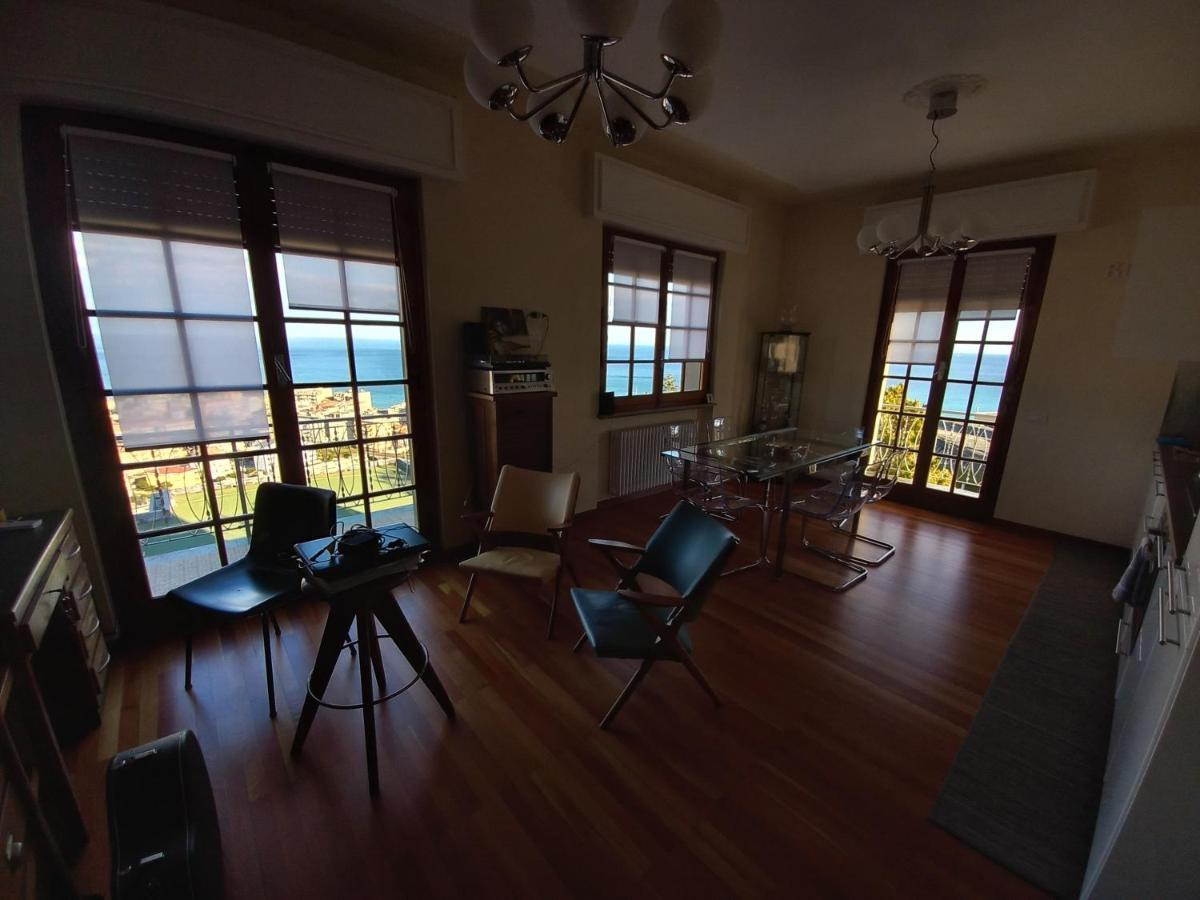 Bressa De Ma Affittacamere, Room & Breakfast Pietra Ligure Buitenkant foto